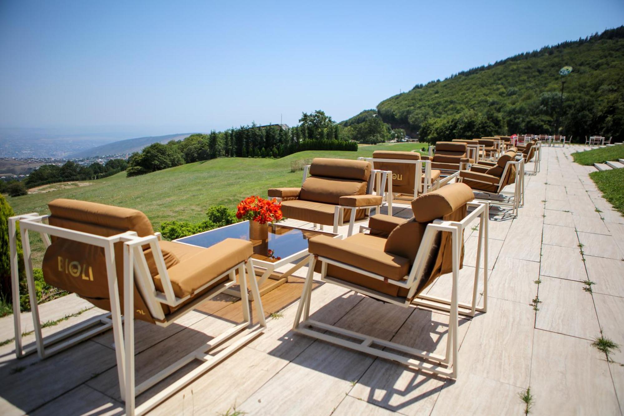 Bioli Wellness Resort Kojori Bagian luar foto