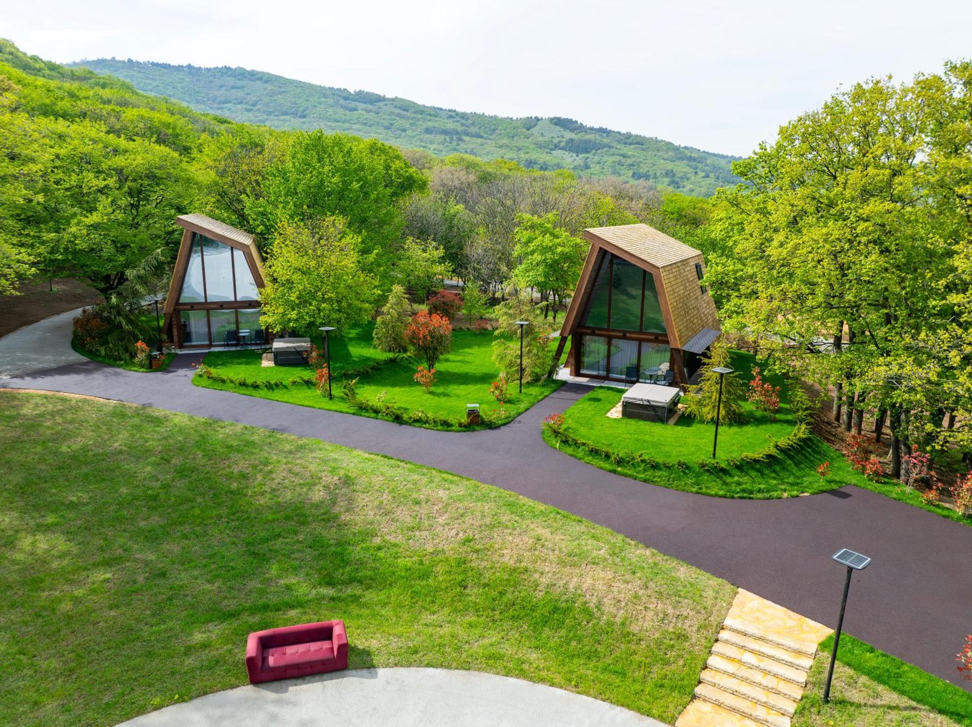Bioli Wellness Resort Kojori Bagian luar foto